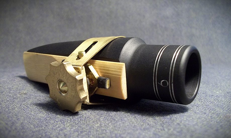 Legatura PLUS universale per sax alto